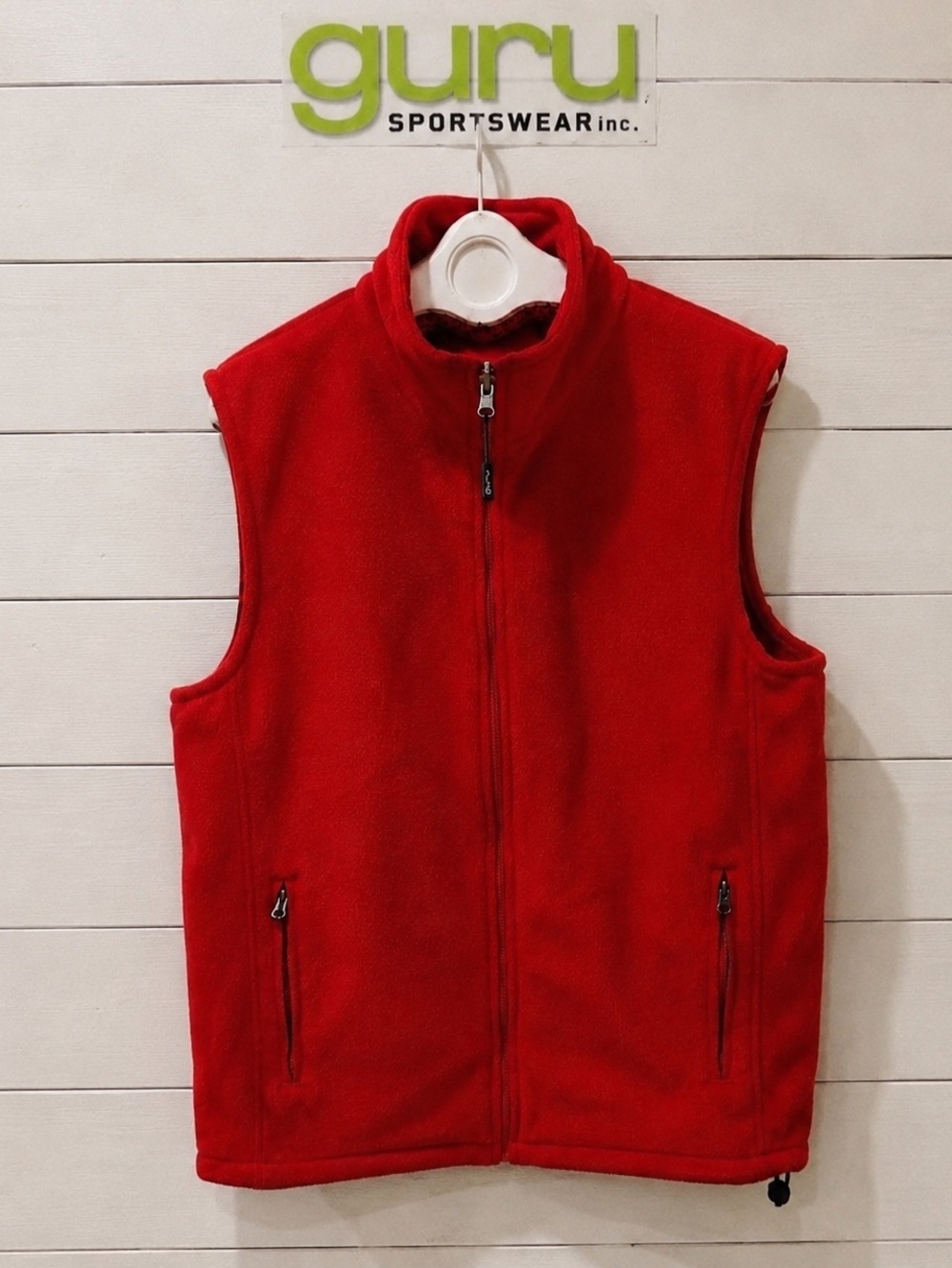 GURU Red Fleece Vest Size L Sleeveless Zip-Up Lightweight NWT